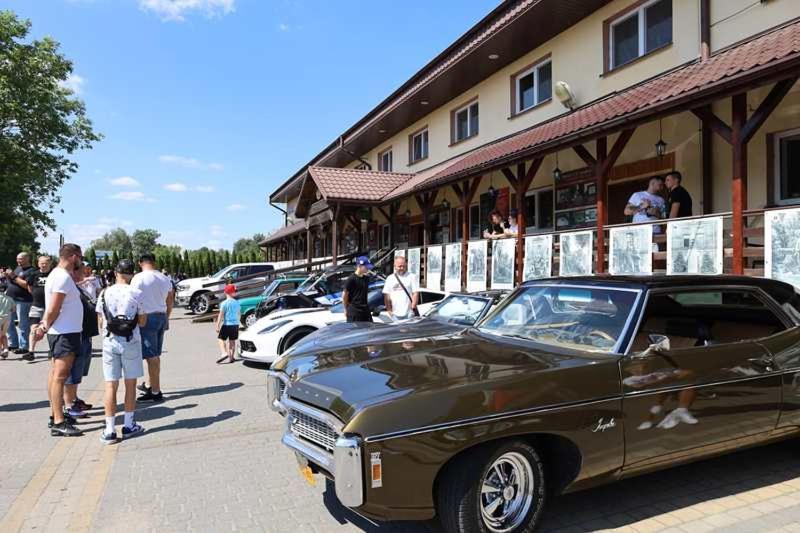 Uslugi Hotelowe 17 Zwiedzanie Muzeum Kresow Gratis Ostrów Mazowiecka Exterior foto