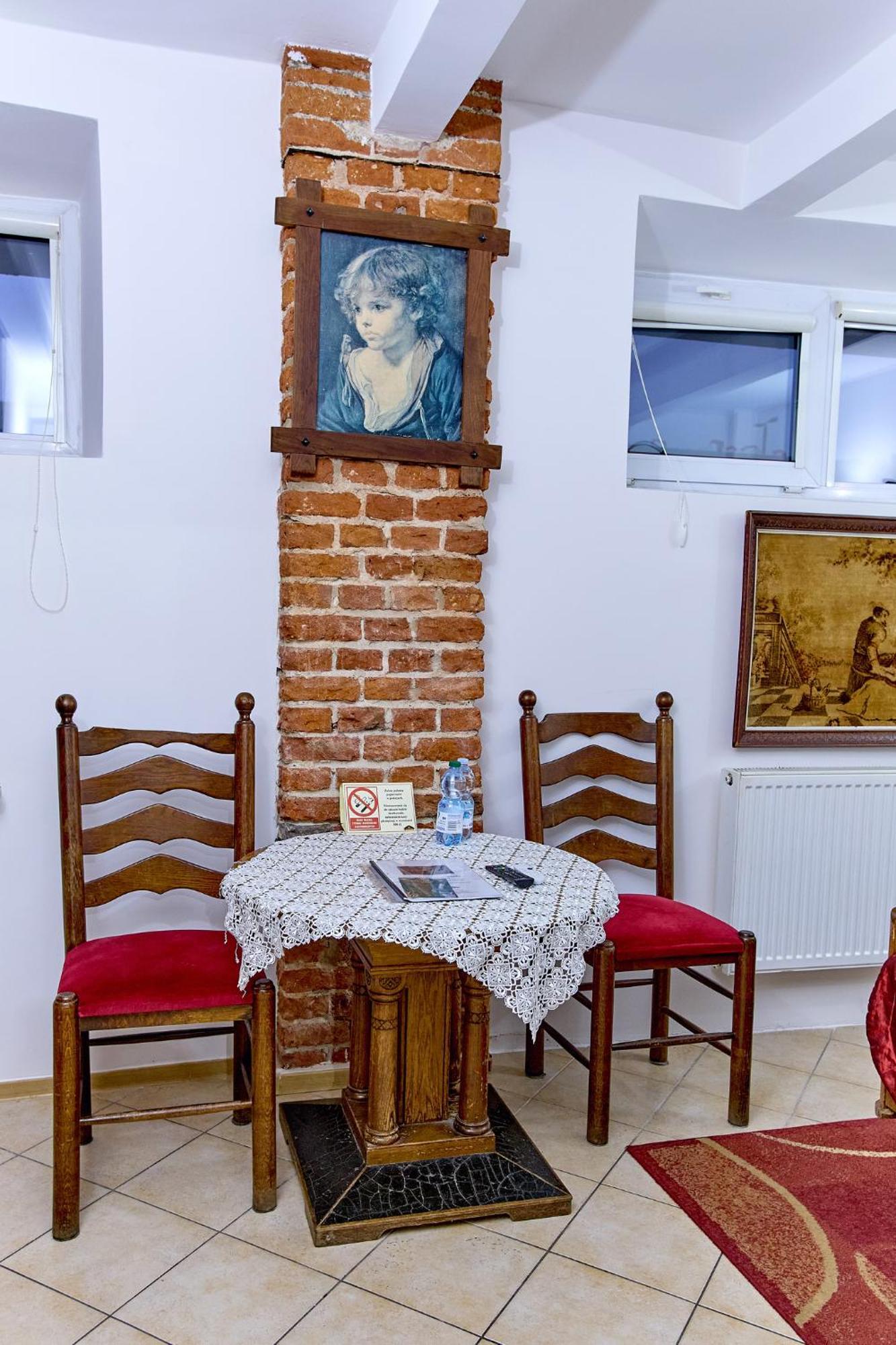 Uslugi Hotelowe 17 Zwiedzanie Muzeum Kresow Gratis Ostrów Mazowiecka Exterior foto